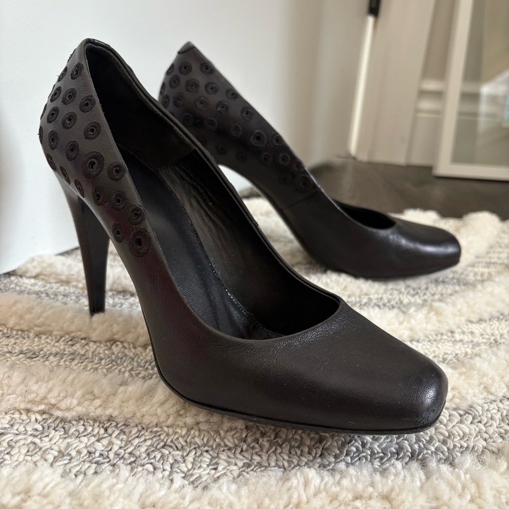 Hugo Boss stilettos
